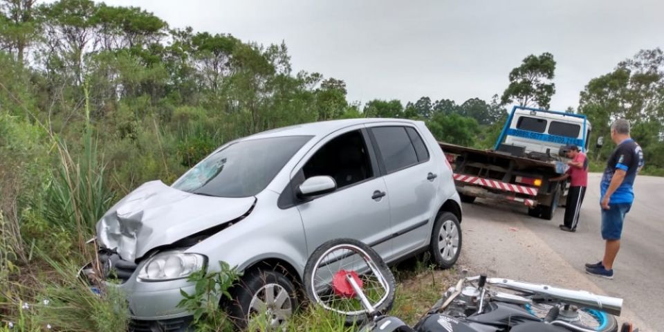 Motociclista fica gravemente ferido em acidente na ERS-350, entre Camaquã e Chuvisca