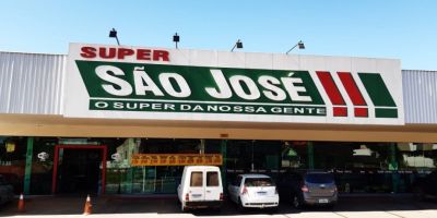 Super São José abrirá as duas lojas neste domingo (8) em Camaquã