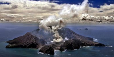 Erupção de vulcão deixa cinco mortos na Nova Zelândia