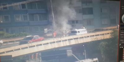 Carro pega fogo no Túnel da Conceição em Porto Alegre