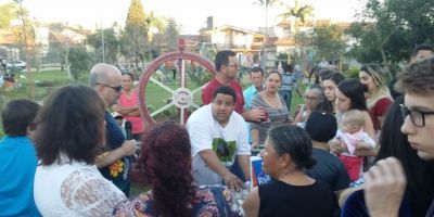 Moradores do bairro Floresta promovem festa de Natal