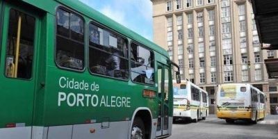 Número de assaltos a ônibus em Porto Alegre tem queda de 78%, diz estudo