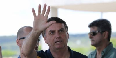 Bolsonaro diz que vetará aumento de pena para injúria na internet