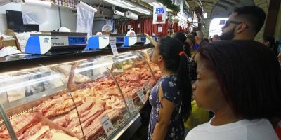 Alta da carne obriga gaúcho a baratear cardápio de churrasco