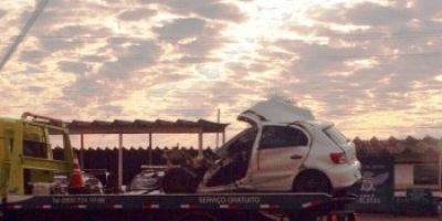 Colisão entre dois caminhões e um carro deixa um morto e três feridos em estado grave em Pelotas