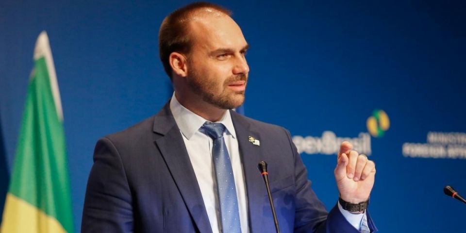 Eduardo Bolsonaro é reconduzido à liderança do PSL na Câmara