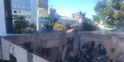 Incêndio destrói prédio do Daer em Lajeado