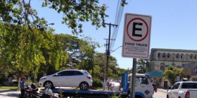 Multa e remoção de veículos em locais de food trucks geram polêmica em Camaquã