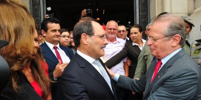 Sartori é empossado prometendo mudanças amplas e duradouras no RS