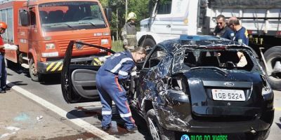 Acidente de trânsito na BR-116, deixa uma mulher ferida na manhã deste sábado, em Camaquã