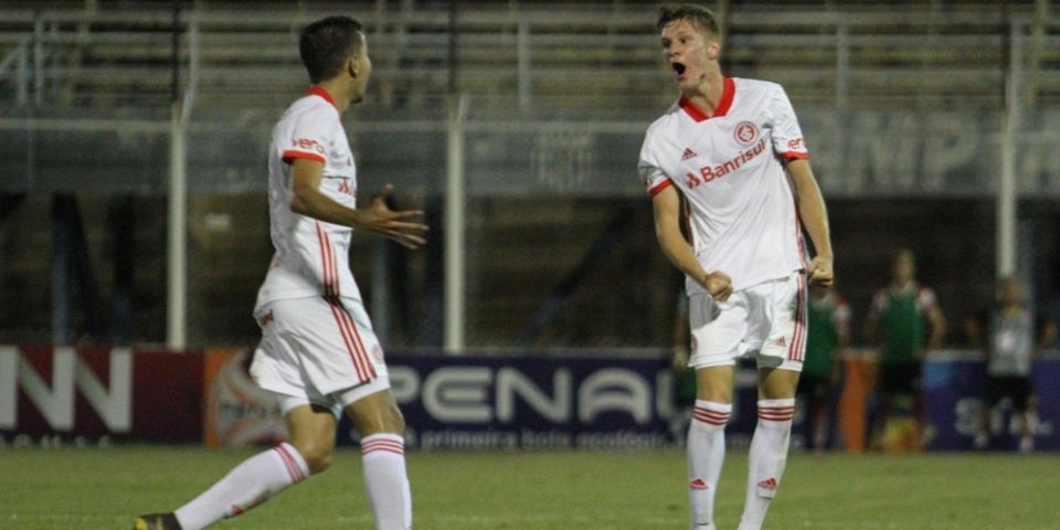 Inter volta a vencer e avança na Copa São Paulo