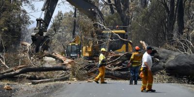 Austrália realiza evacuações antes de nova onda de calor