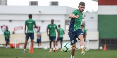 Grêmio acerta com Atlético de Madrid e aguarda documento para anunciar Caio Henrique