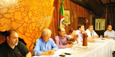 Sartori reúne-se com secretariado para planejar ações de cada órgão