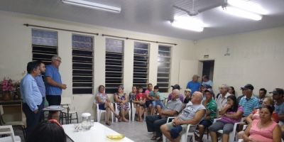 Executivo Municipal de Camaquã reúne-se com moradores da Costa do Sutil