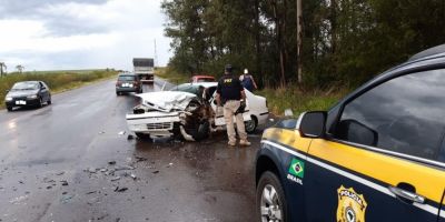 Três pessoas morrem e duas ficam gravemente feridas em colisão frontal na BR-290, em Minas do Leão