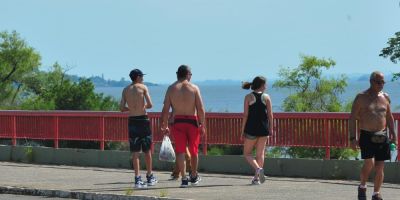 Domingo será de sol e calor no RS