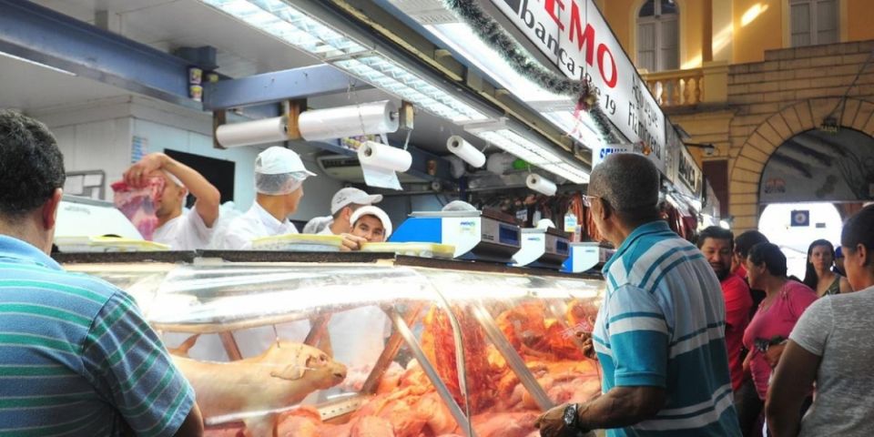 Com carnes em alta, inflação dos mais pobres sobe mais do que a dos ricos, diz Ipea