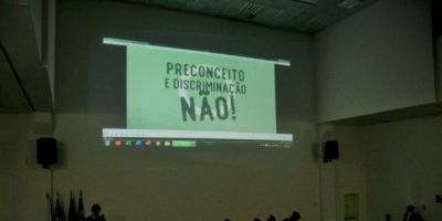 Lançada campanha contra preconceito nos estádios