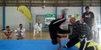 Taekwondo faz parte das atividades da Estação Verão Sesc e Brincando nas Férias