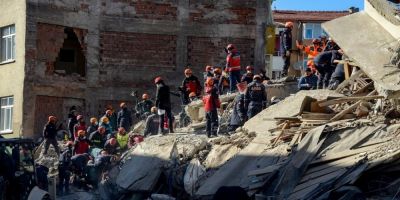 Sobe para 22 o número de mortos em terremoto que atingiu a Turquia