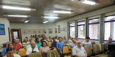 Comitê de Gerenciamento da Bacia Hidrográfica do Rio Camaquã reúne-se na sede da AUD