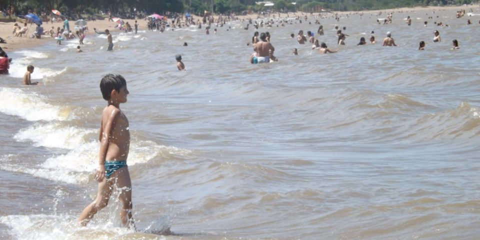 Domingo ensolarado e quente terá máximas acima dos 35°C no RS