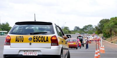 Senado pode aprovar fim das aulas obrigatórias para a carteira de motorista