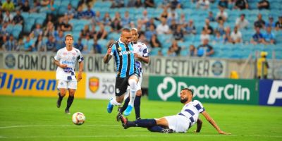 Everton comanda virada do Grêmio sobre o São José