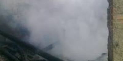 Incêndio consome estufa de fumo na localidade de Chácara Velha, em Camaquã