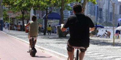 Brigada Militar de Arambaré alerta usuários de patinetes elétricos e similares sobre os riscos do uso de forma incorreta