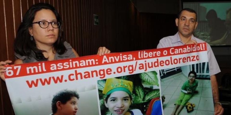 Liberação do canabidiol dá qualidade de vida a pacientes, dizem pais de usuários