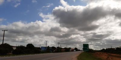 Semana começa com sol e nuvens no RS