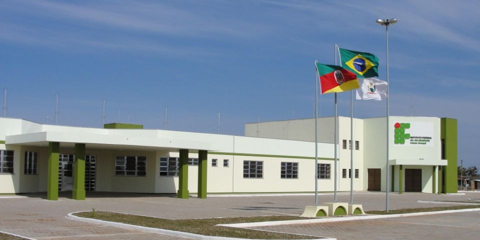 Começam hoje as matrículas para aprovados no Vestibular de Verão 2015 do IFSul Câmpus Camaquã