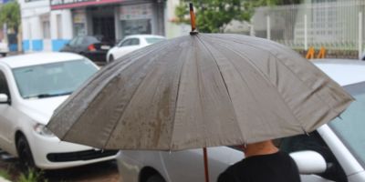 Rio Grande do Sul terá chuva e temporais nesta terça-feira