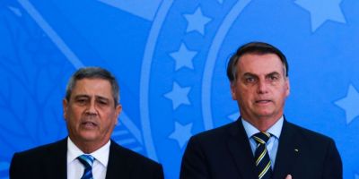 Bolsonaro dá posse a Braga Netto na Casa Civil