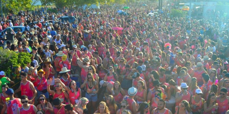 Região Sul do RS é destino de milhares de foliões no feriado de Carnaval