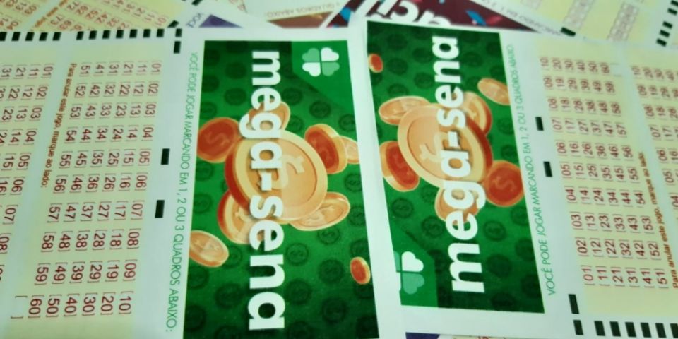 Mega-Sena acumula e poderá pagar R$ 7 milhões na quarta-feira