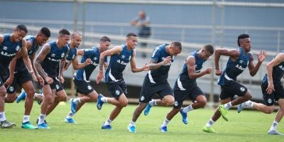 Após erros em lista, Grêmio apresenta inscritos para Libertadores