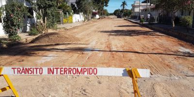 Rua do bairro Olaria em Camaquã recebe preparação para calçamento