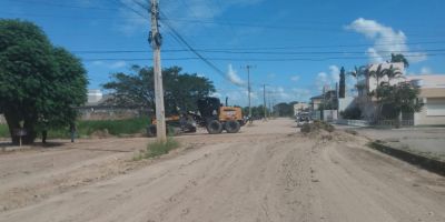 Agora é a vez da Avenida Ernani Silveira ser pavimentada no bairro Olaria em Camaquã