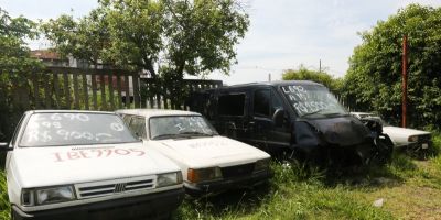 Detran/RS promove leilão de veículos e sucatas em Porto Alegre