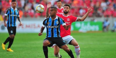 Em primeiro duelo pela Libertadores, dupla Gre-Nal faz clássico para a história