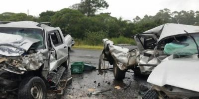 Acidente entre caminhonetes deixa dois mortos na ERS-389, em Osório