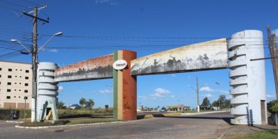 Pórtico de entrada de Camaquã será retirado do local