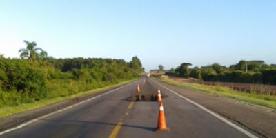 BR-116 entre Camaquã e São Lourenço do Sul em más condições de trafegabilidade