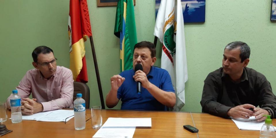Prefeito Ivo confirma que não há caso de coronavírus em Camaquã