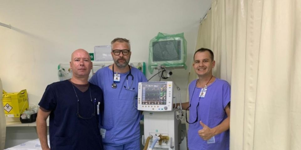 Profissionais da saúde adaptam respirador mecânico para atender até quatro pacientes por vez em Canoas