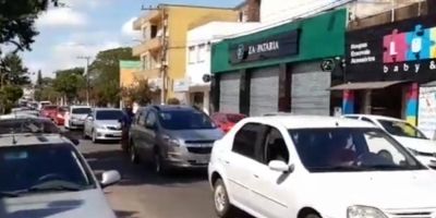 BLOG TV: empresários realizam carreata para voltar ao trabalho em Camaquã