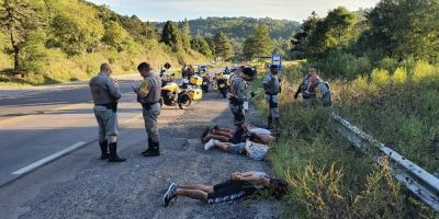 Explosivo encontrado em veículo é recolhido e destruído na Serra